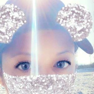 Meet your Posher, Veronica